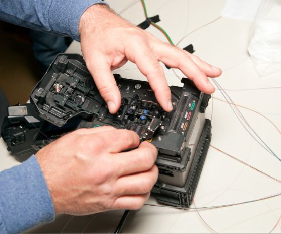 Fiber Optic & Coaxial Cable Splicing, Termination & Testing